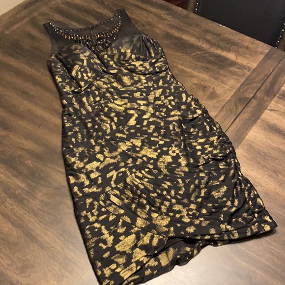 Dresses & Skirts - Adrianna Papell Dress